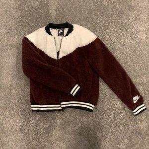 ☃️NIKE Fuzzy Zip Up